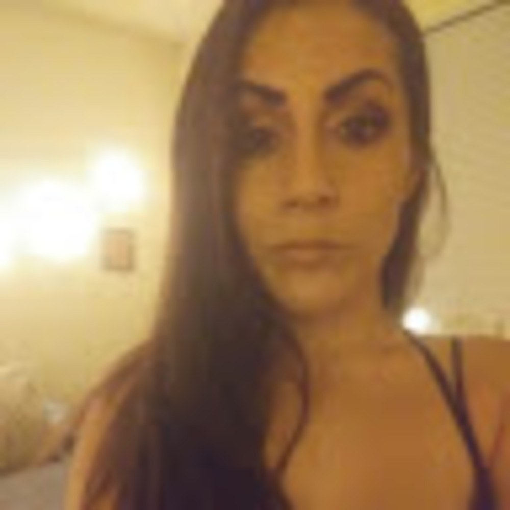 Meet your Posher, Elicia